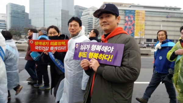 1e457f65a6ad4ab98cb1bf2bda834877_1513055