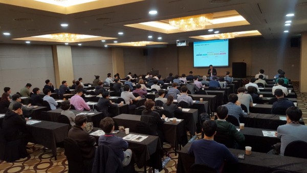 f990745e23bb1a443a443eef8be5c1ed_1526192