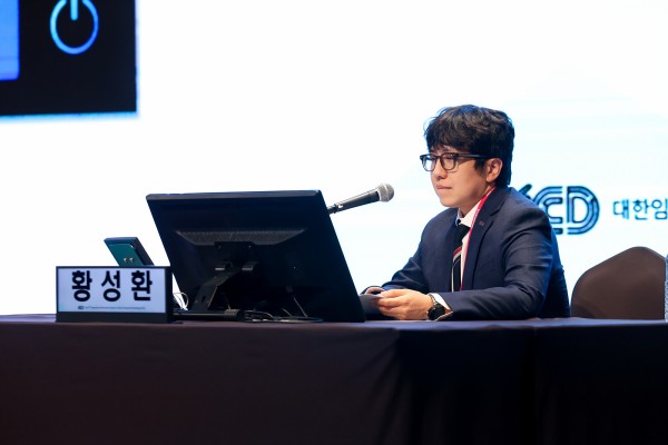 d2eaf7d3087b9861b1ab2abfc58a5b7b_1759448